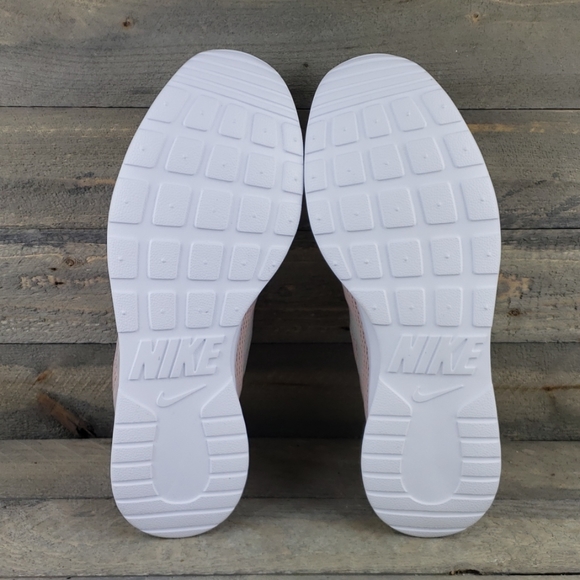 Nike Tanjun Running Shoes Beige/White sz 11 NEW - Picture 6 of 7